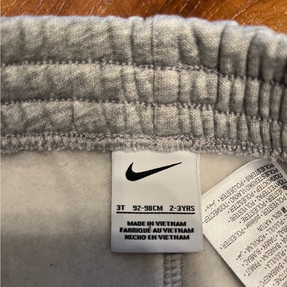 NWT Nike Boys 2 Piece Set - Picture 5 of 6